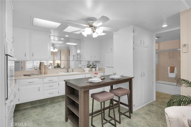 1491 Golden Rain Road 91J, Seal Beach, CA 90740