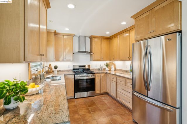 7201 Gladys Avenue, El Cerrito, CA 94530