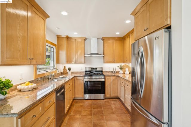 7201 Gladys Avenue, El Cerrito, CA 94530