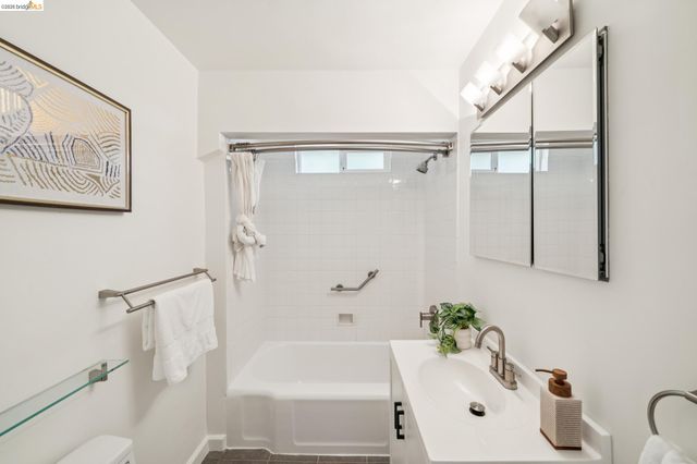 7201 Gladys Avenue, El Cerrito, CA 94530