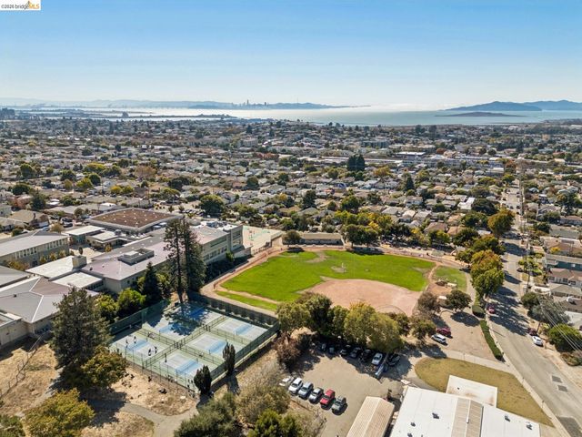 7201 Gladys Avenue, El Cerrito, CA 94530