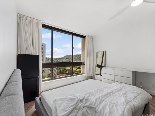 300 Wai Nani Way I1505, Honolulu, HI 96815