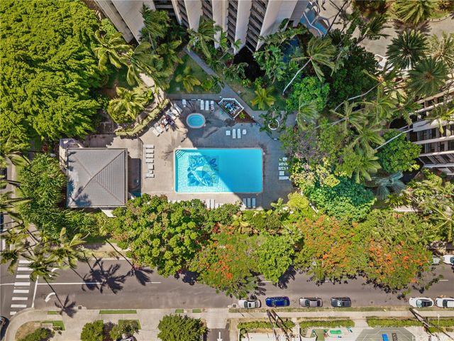 300 Wai Nani Way I1505, Honolulu, HI 96815