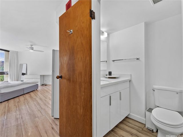 300 Wai Nani Way I1505, Honolulu, HI 96815