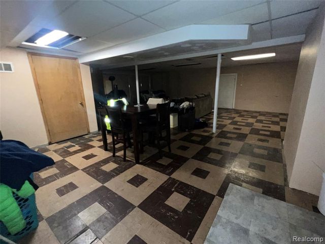 9414 Appoline Street, Detroit, MI 48228
