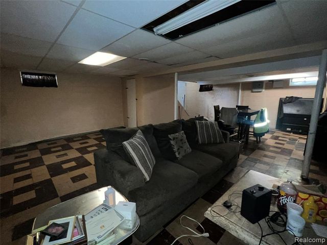 9414 Appoline Street, Detroit, MI 48228