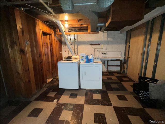 9414 Appoline Street, Detroit, MI 48228
