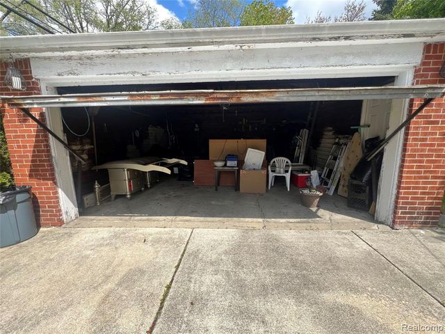 9414 Appoline Street, Detroit, MI 48228