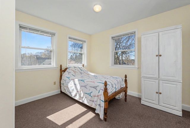 28 Garrison Ave, Haverhill, MA 01830