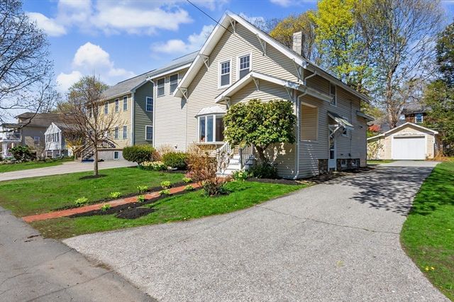 28 Garrison Ave, Haverhill, MA 01830