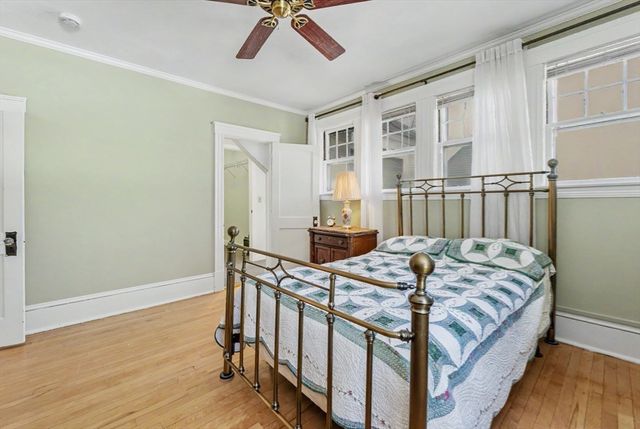 28 Garrison Ave, Haverhill, MA 01830