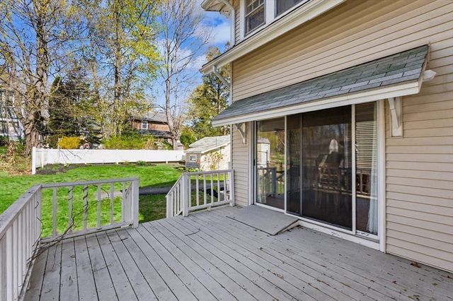 28 Garrison Ave, Haverhill, MA 01830