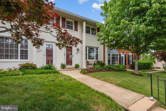 2312 N DEARING ST, Alexandria, VA 22302