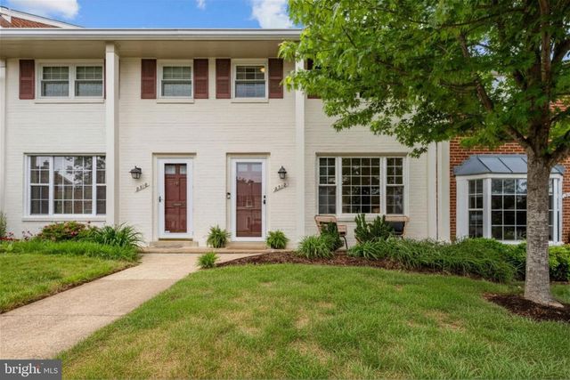 2312 N DEARING ST, Alexandria, VA 22302