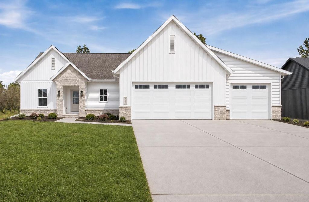 N8844 GALWAY LANE, Menasha, WI 54952