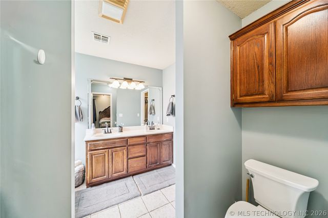 14353 N 106th East Avenue W, Collinsville, OK 74021