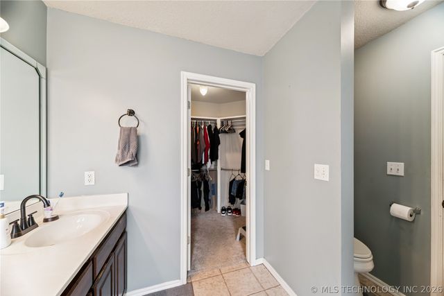 14353 N 106th East Avenue W, Collinsville, OK 74021