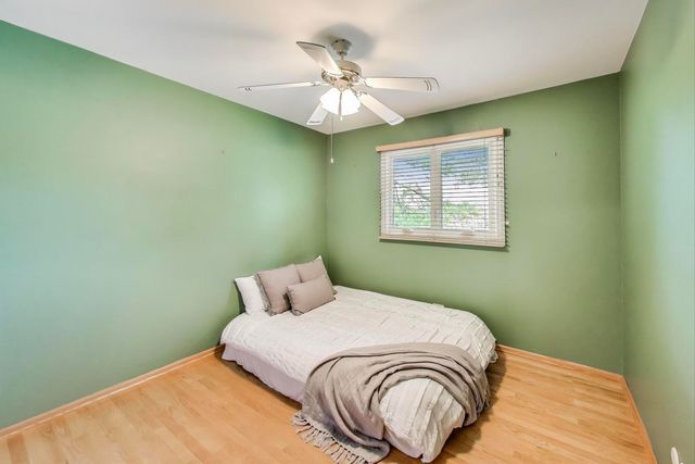 111 S Brighton Place, Arlington Heights, IL 60004