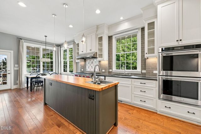 103 Commons Way Drive, Chapel Hill, NC 27516