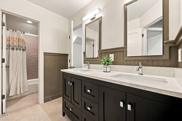 103 Commons Way Drive, Chapel Hill, NC 27516