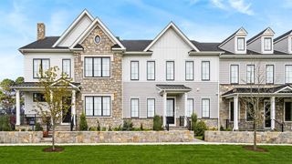 4 Carriage Lane 82, Chappaqua, NY 10514