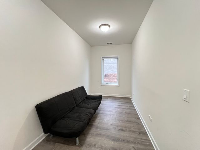 3220 S Ashland Avenue 3N, Chicago, IL 60609
