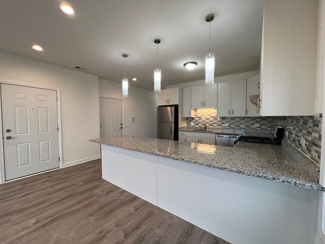 3220 S Ashland Avenue 3N, Chicago, IL 60609