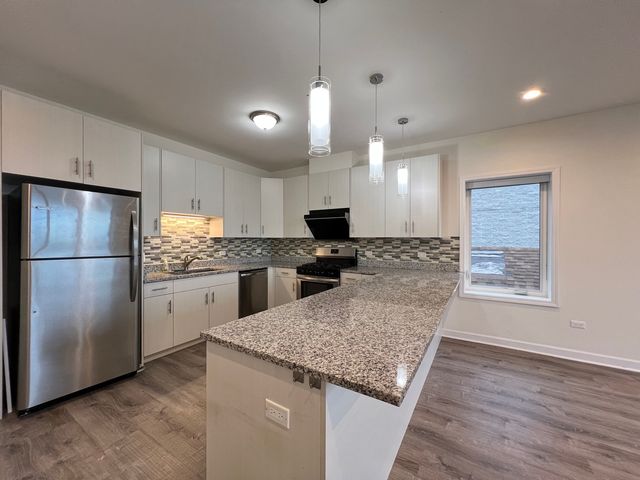 3220 S Ashland Avenue 3N, Chicago, IL 60609