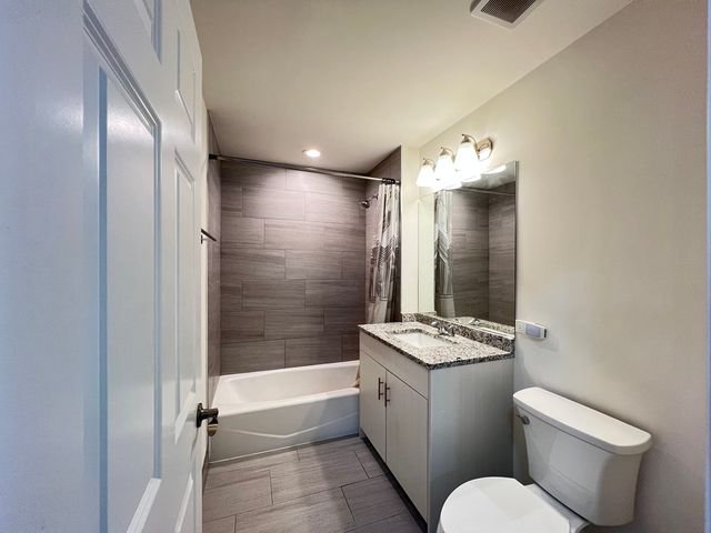 3220 S Ashland Avenue 3N, Chicago, IL 60609