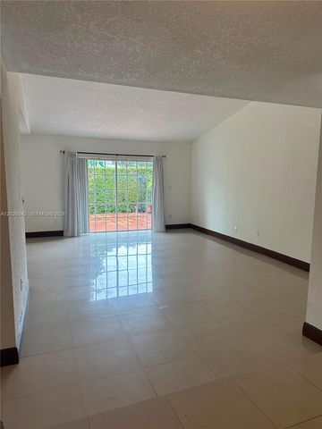 10120 SW 127th Avenue, Miami, FL 33186