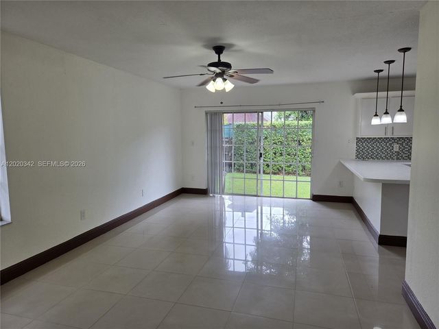 10120 SW 127th Avenue, Miami, FL 33186