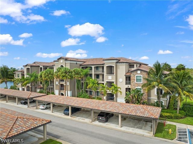 9820 Giaveno CIR 1446, Naples, FL 34113