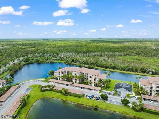 9820 Giaveno CIR 1446, Naples, FL 34113