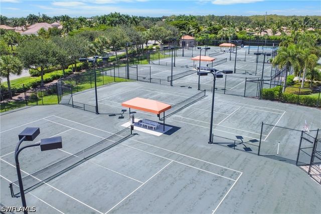 9820 Giaveno CIR 1446, Naples, FL 34113