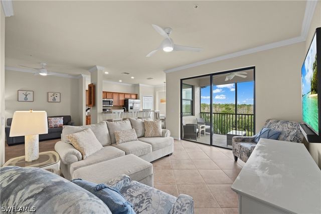 9820 Giaveno CIR 1446, Naples, FL 34113