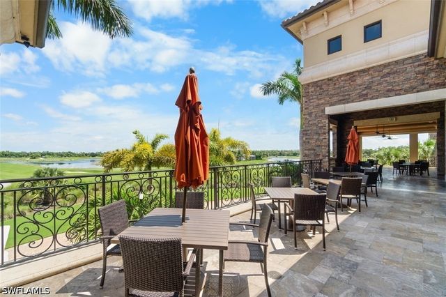 9820 Giaveno CIR 1446, Naples, FL 34113