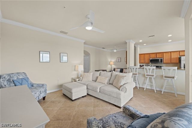 9820 Giaveno CIR 1446, Naples, FL 34113