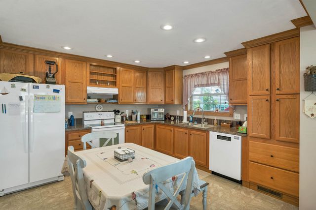 9 Morning Glory Drive, Franklin, NH 03235