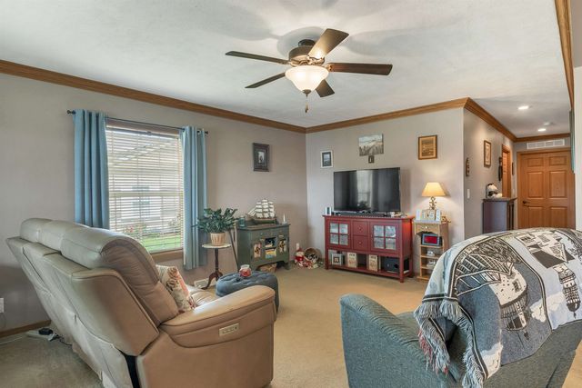 9 Morning Glory Drive, Franklin, NH 03235