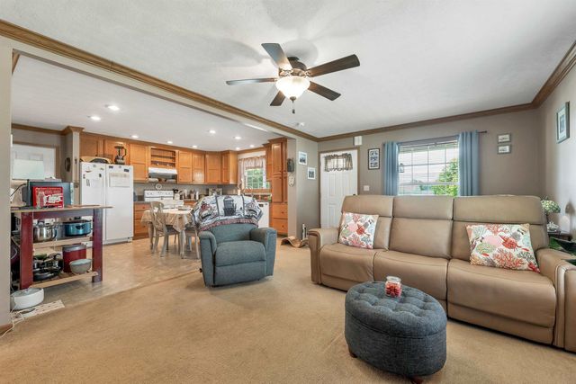 9 Morning Glory Drive, Franklin, NH 03235