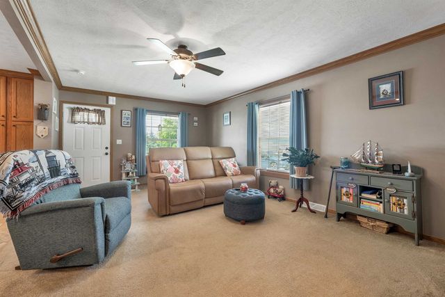 9 Morning Glory Drive, Franklin, NH 03235