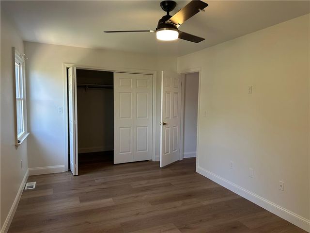 10 Fort Lee Court, Easton, PA 18040