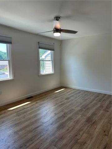 10 Fort Lee Court, Easton, PA 18040