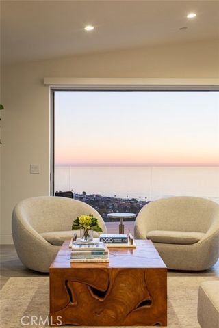 1238 Anacapa Way, Laguna Beach, CA 92651