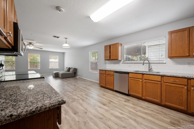 11927 RANCHWELL COVE, San Antonio, TX 78249