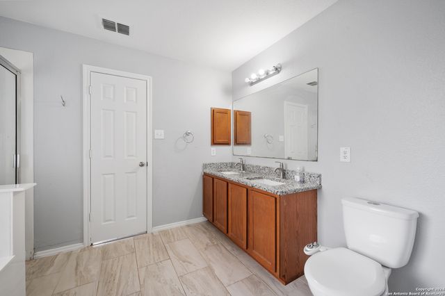 11927 RANCHWELL COVE, San Antonio, TX 78249