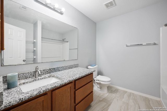 11927 RANCHWELL COVE, San Antonio, TX 78249