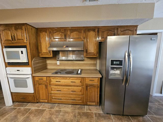 5317 Bello Vista Drive, Sherman, TX 75090