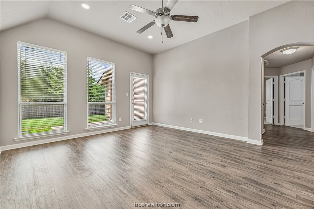 2029 Jester Trail, Bryan, TX 77807 — photo 4