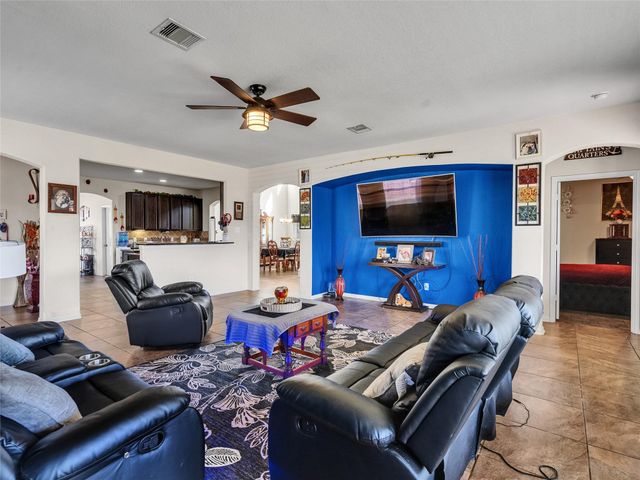 5438 Seabird Street, Baytown, TX 77521